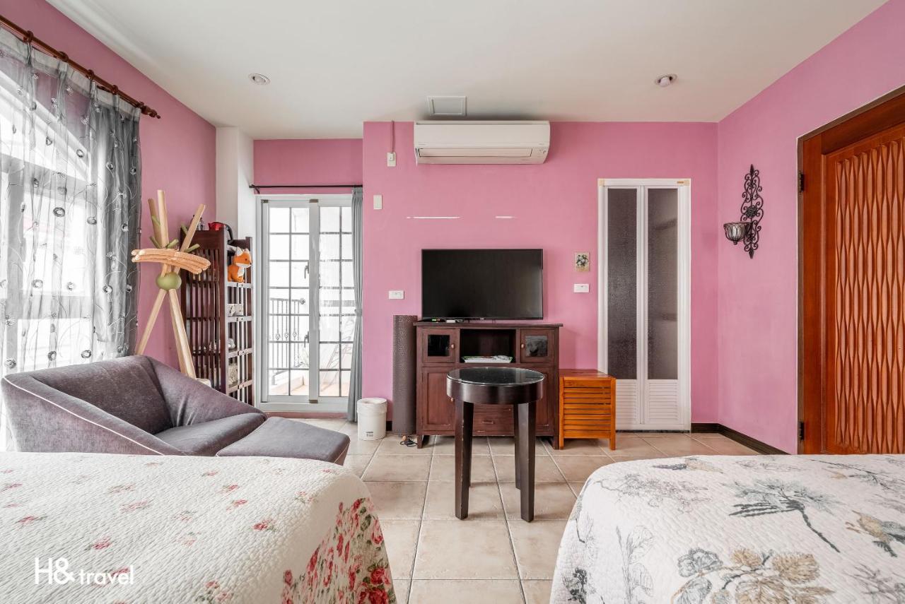 White Cotton Candy Homestay 화롄 외부 사진
